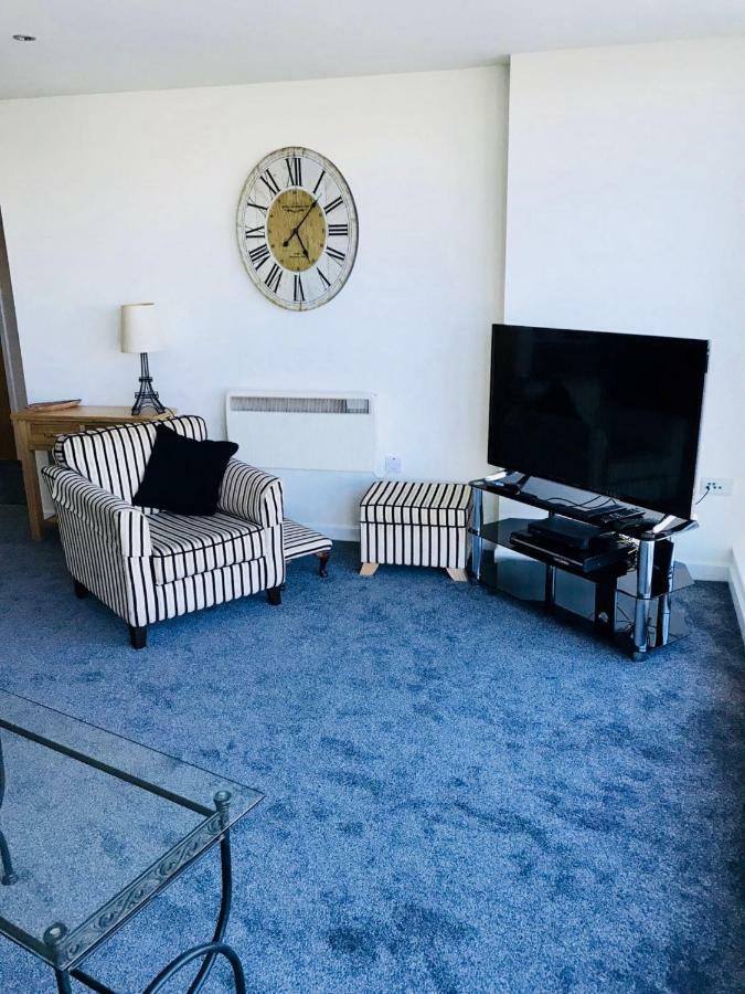 Luxury 2 Bedroom Apartment In Prime City Location Belfast Bagian luar foto